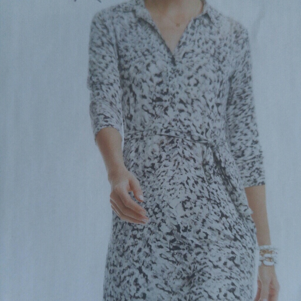 Cabi "New Printed Shirt Dress" w/ belt - Small
